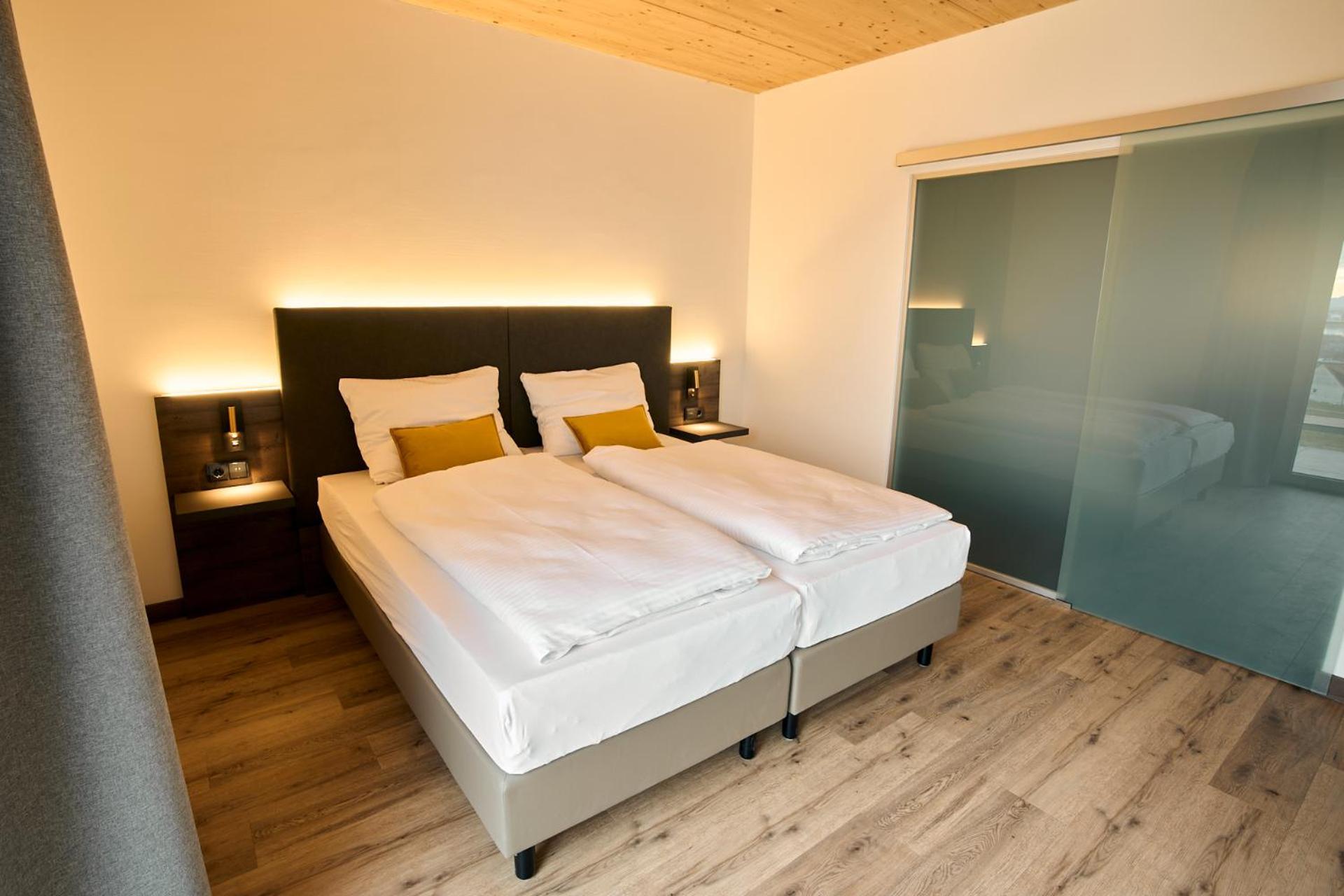 Kapelle Hotel *